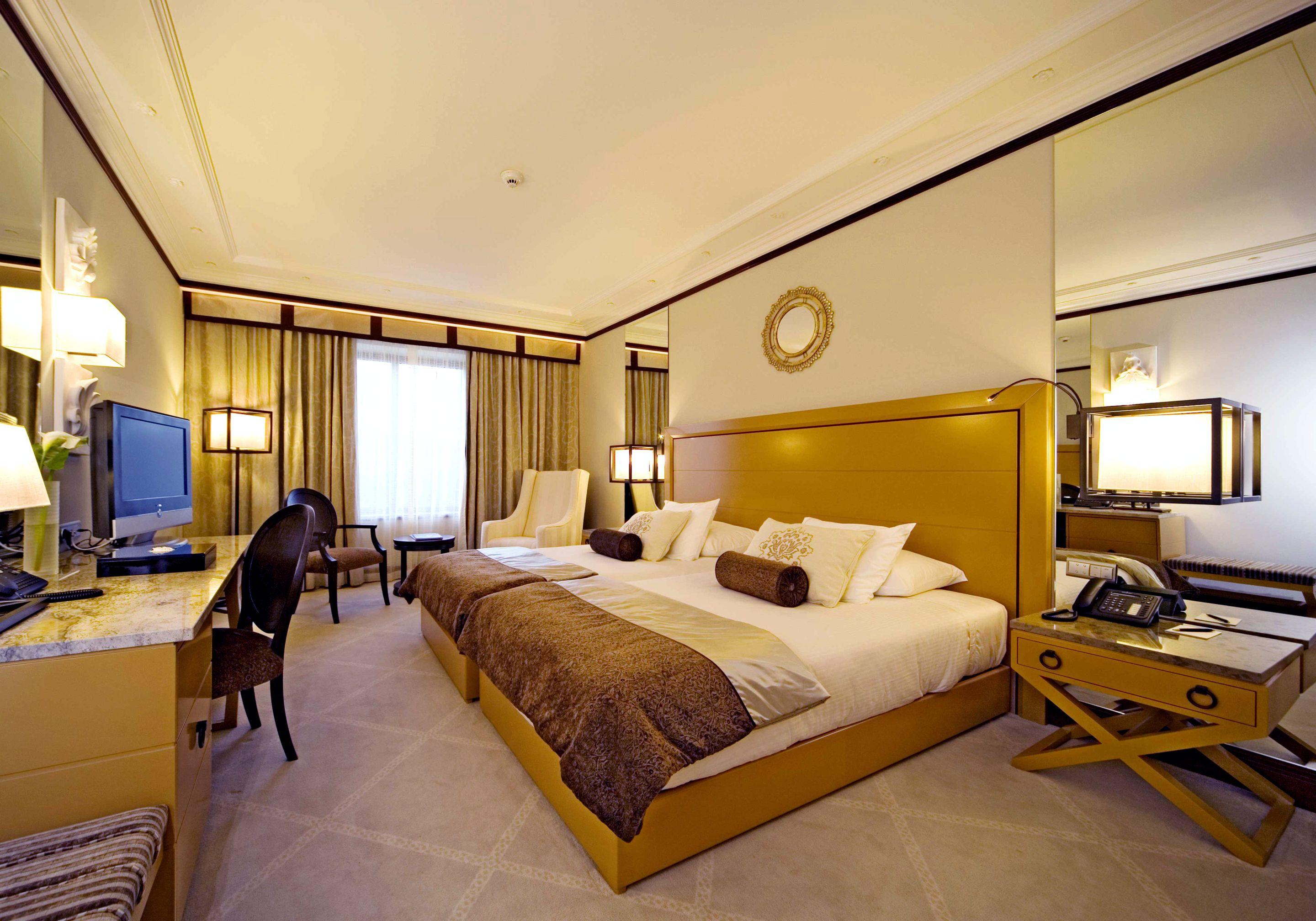 กรันเด เรอัล วิลลา อิตาเลีย โฮเทล แอนด์ สปา Hotel กาชไกช์ ภายนอก รูปภาพ