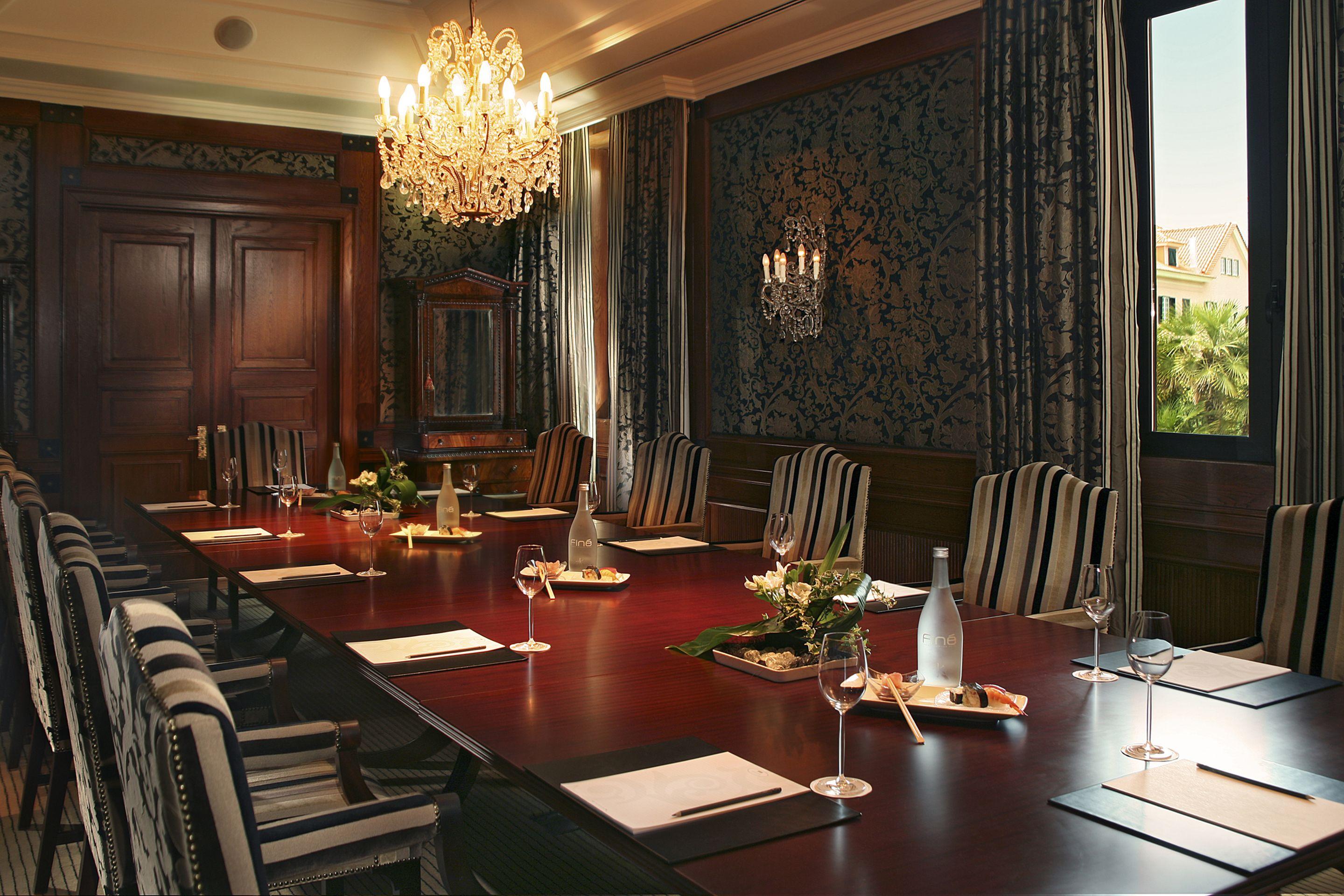 กรันเด เรอัล วิลลา อิตาเลีย โฮเทล แอนด์ สปา Hotel กาชไกช์ ภายนอก รูปภาพ Boardroom