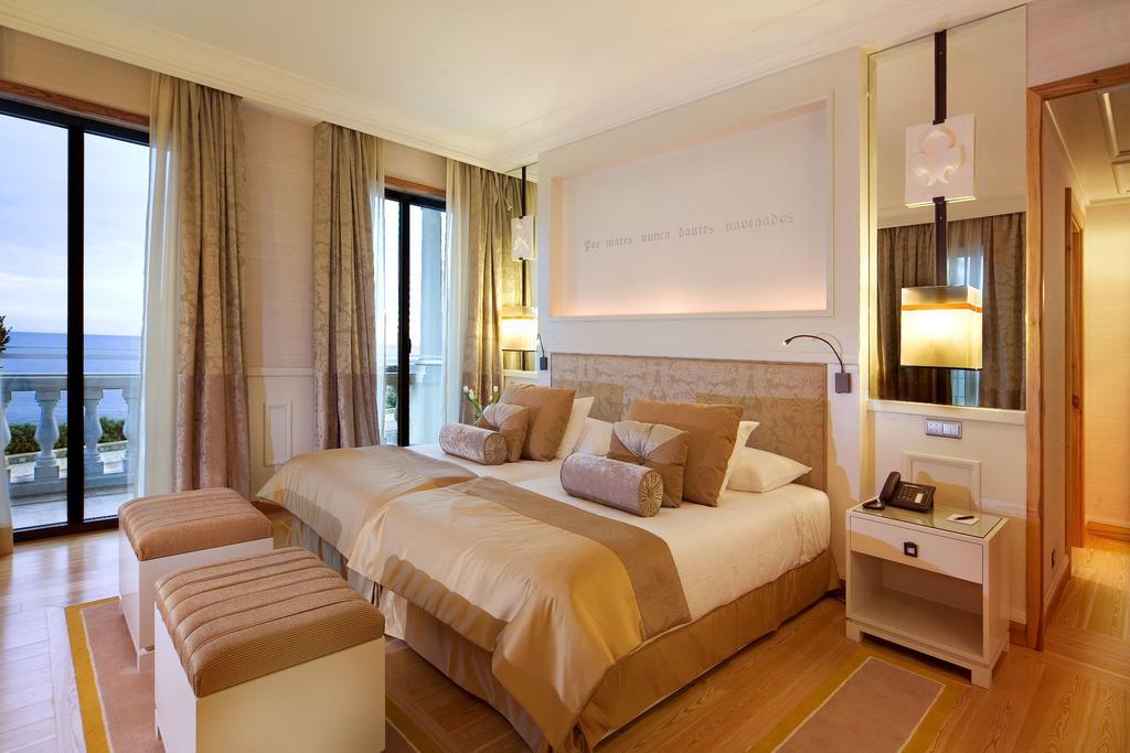 กรันเด เรอัล วิลลา อิตาเลีย โฮเทล แอนด์ สปา Hotel กาชไกช์ ภายนอก รูปภาพ A bedroom at the hotel
